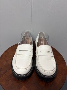 Torrid Chunky Lug Loafers Women's White Size 9WW